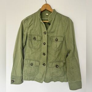 Army green light jacket. Banana Republic, size small